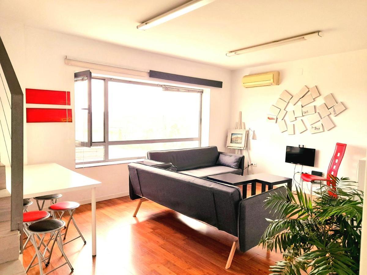 Toletum Low Cost Lofts Diafanos O 2Dormitorios Parking Municipal Gratis Al Aire Libre A 100M 托萊多 外观 照片