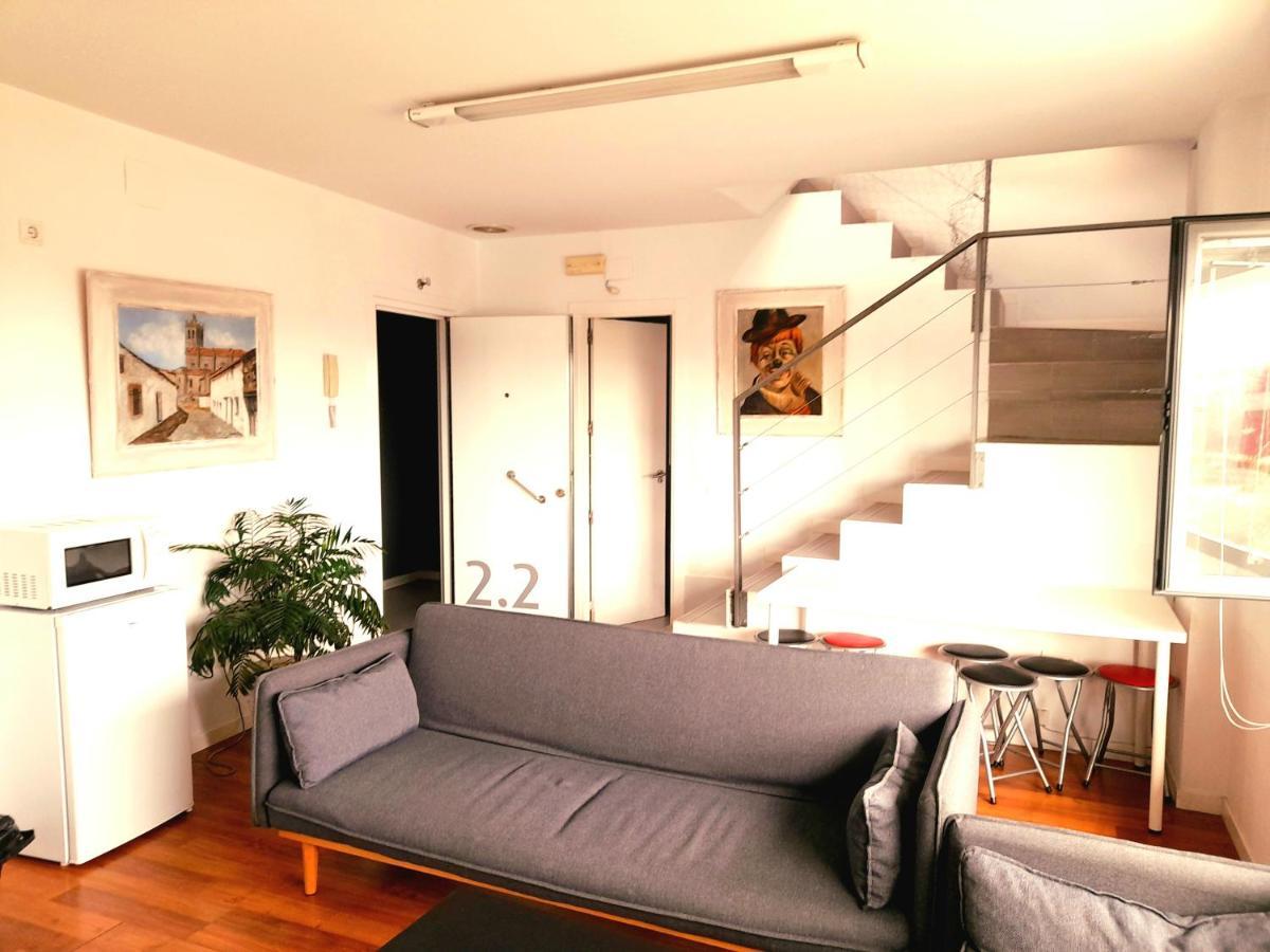Toletum Low Cost Lofts Diafanos O 2Dormitorios Parking Municipal Gratis Al Aire Libre A 100M 托萊多 外观 照片