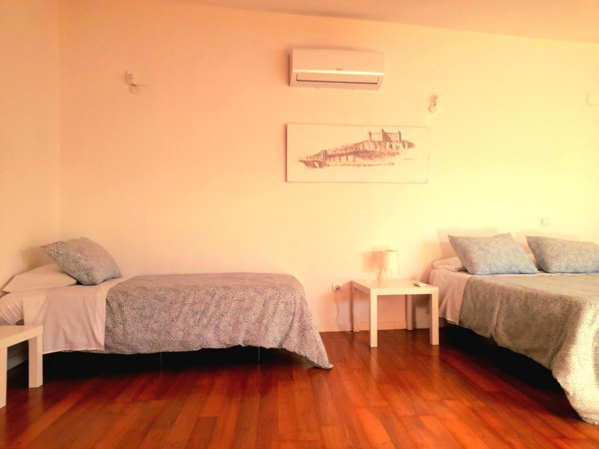 Toletum Low Cost Lofts Diafanos O 2Dormitorios Parking Municipal Gratis Al Aire Libre A 100M 托萊多 外观 照片