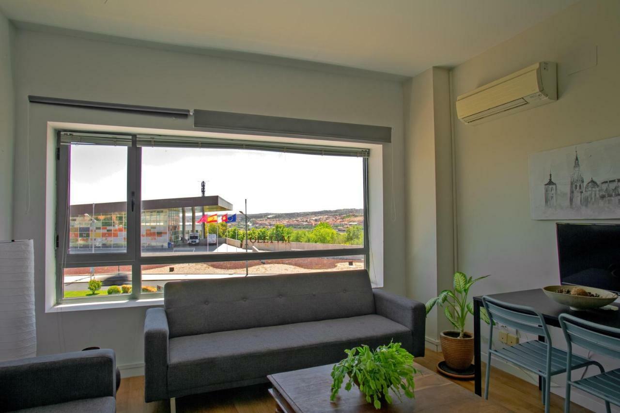 Toletum Low Cost Lofts Diafanos O 2Dormitorios Parking Municipal Gratis Al Aire Libre A 100M 托萊多 外观 照片